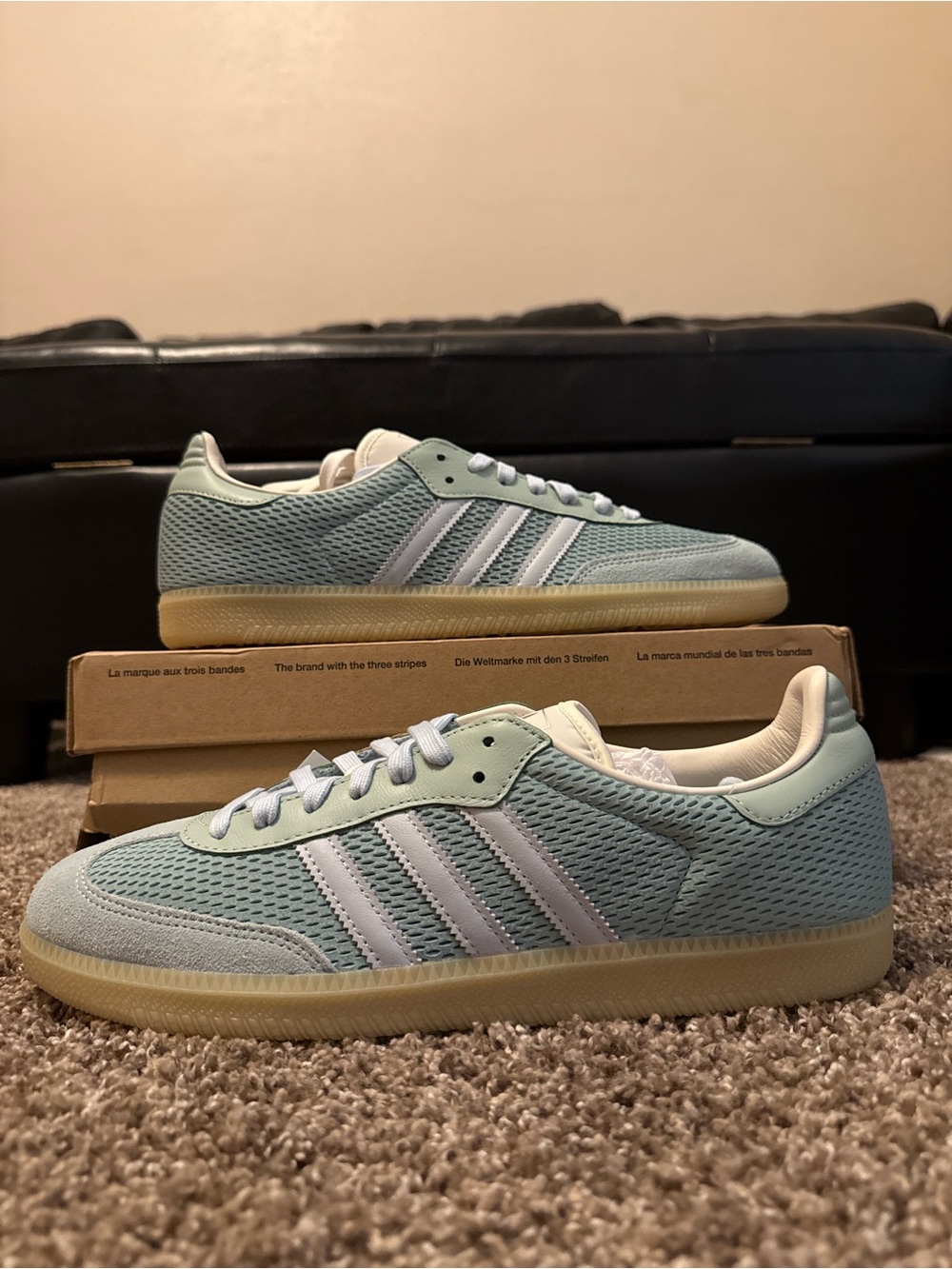 adidas Men’s Samba OG Hazy Green/Sky Tint